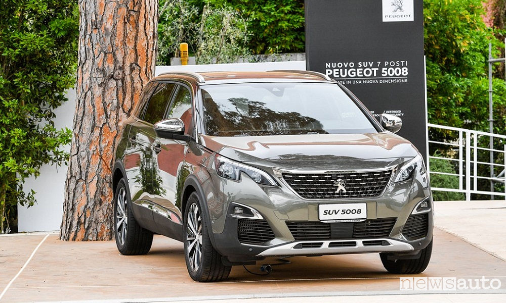 Peugeot 5008 - informazioni tecniche, prezzo, allestimenti - AutoScout24