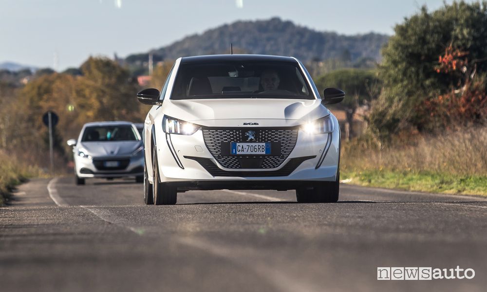 Peugeot Nuova e-208: prezzo, velocità, consumi