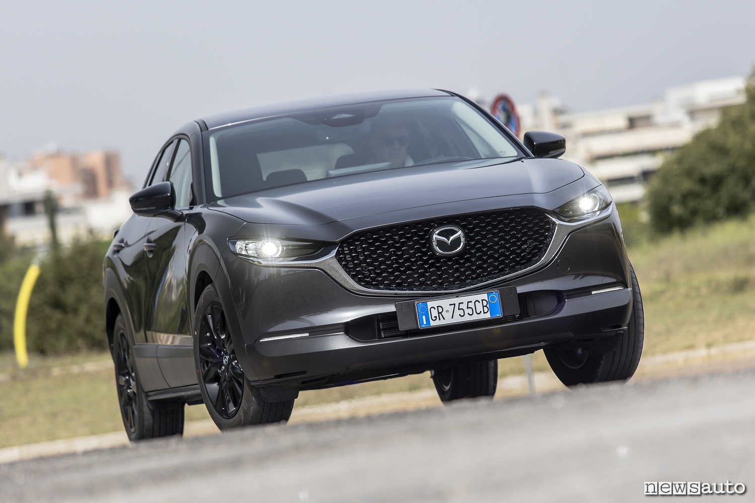 Mazda SUV 2024, CX-30, CX-5 e CX-60 aggiornamenti e prezzi